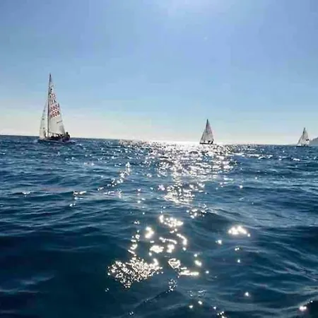 Apartament Di Charme Nel Cuore Di San Remo