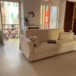 Di Charme Nel Cuore Di *